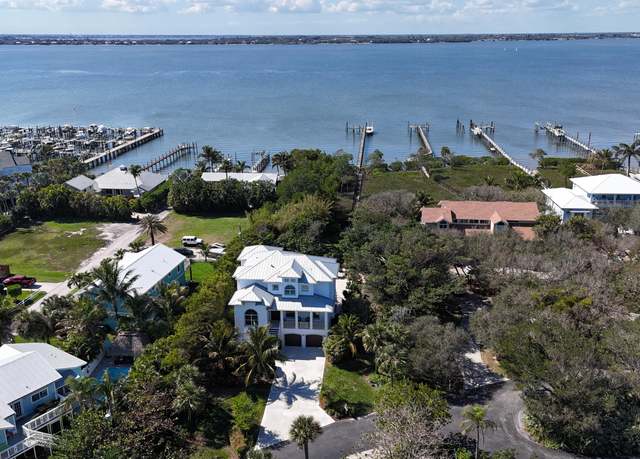 Property at 1702 NE Ocean Blvd, Stuart, FL 34996, 4 beds, 4 baths