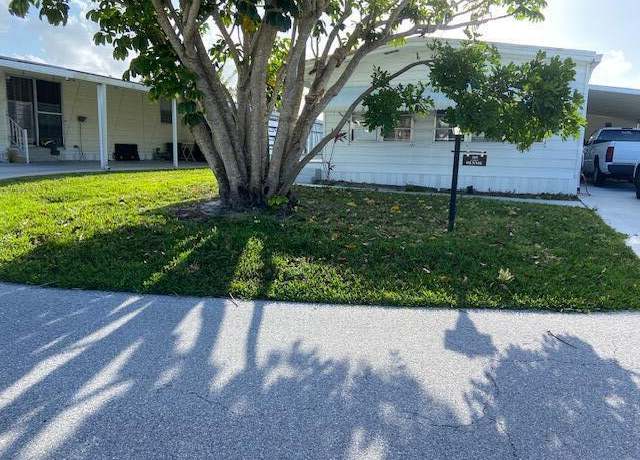 Property at 105 N Warner Dr, Jensen Beach, FL 34957, 2 beds, 2 baths