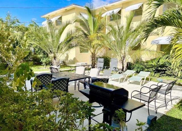 Property at 101 N Lakeside Dr #1, Lake Worth Beach, FL 33460, 2 beds, 2 baths