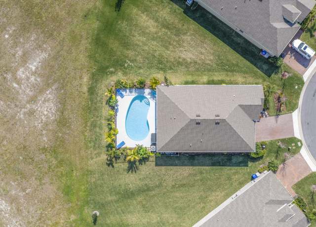 Property at 2004 Amazon Way, Vero Beach, FL 32962, 2 beds, 2 baths