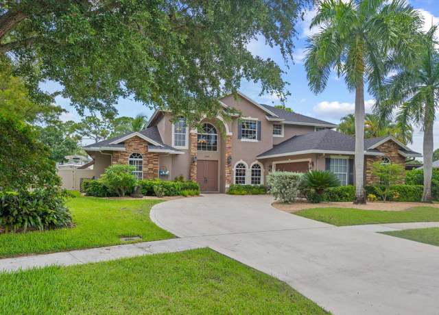 Property at 13568 Northumberland Cir, Wellington, FL 33414, 6 beds, 4 baths