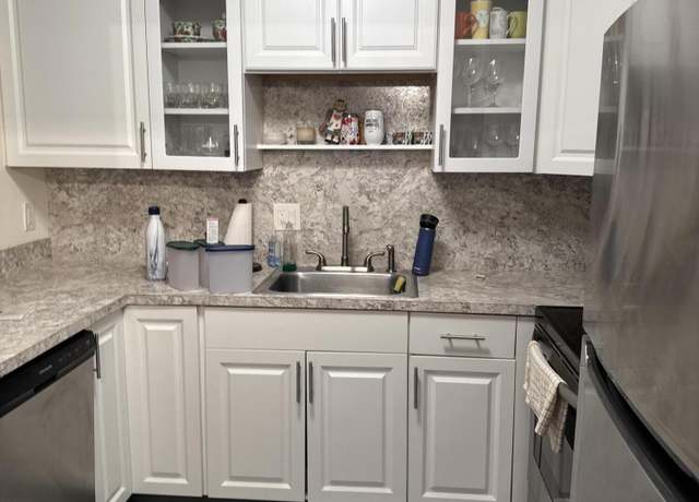 Property at 5800 Fernley Dr W #10, West Palm Beach, FL 33415, 1 bed, 1 bath