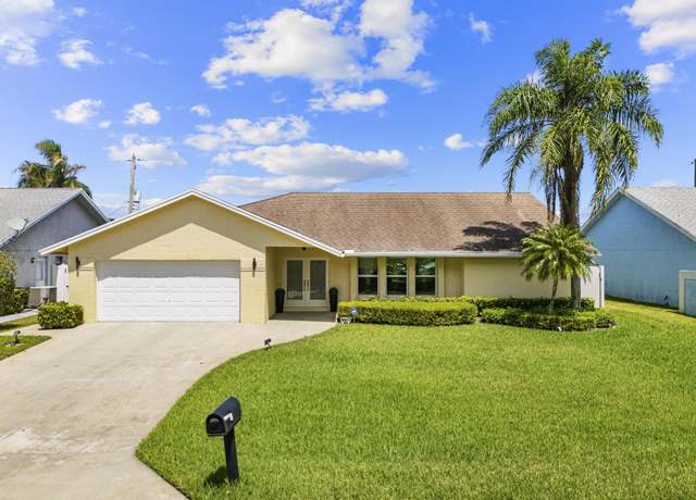 Property at 7714 Nemec Dr S, Lake Clarke Shores, FL 33406, 3 beds, 2 baths