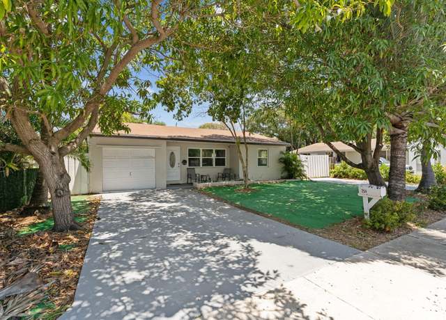 Property at 254 SW 8th St, Dania Beach, FL 33004, 3 beds, 2 baths