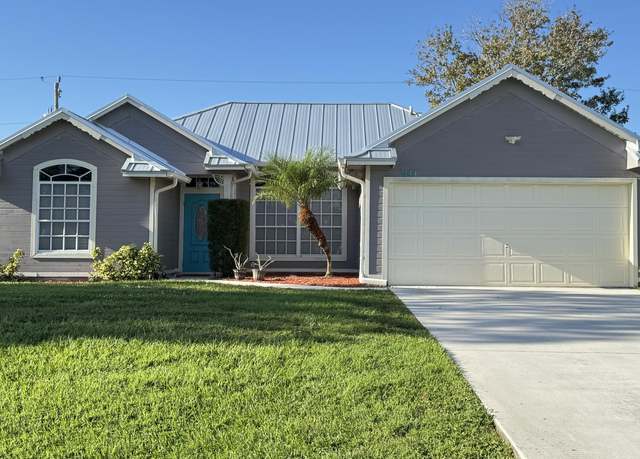 Property at 2144 SW Vista Rd, Port Saint Lucie, FL 34953, 3 beds, 2 baths