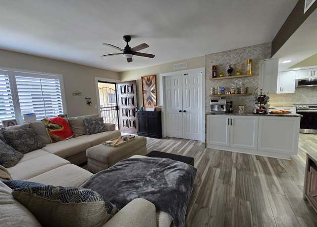 Property at 5280 Las Verdes Cir #306, Delray Beach, FL 33484, 3 beds, 2 baths