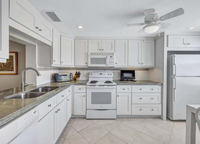 Property at 3001 Lincoln A #3001, Boca Raton, FL 33434, 2 beds, 2 baths