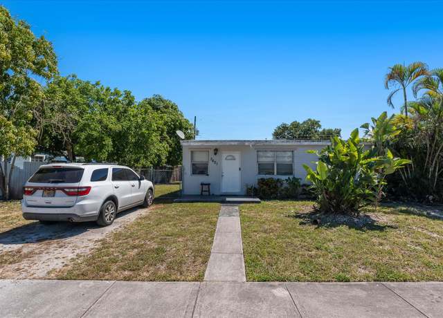 Property at 3621 SW 45th Ter, West Park, FL 33023, 3 beds, 2 baths