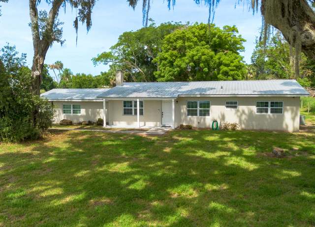 Property at 2675 SW 24th Ave, Okeechobee, FL 34974, 3 beds, 2 baths