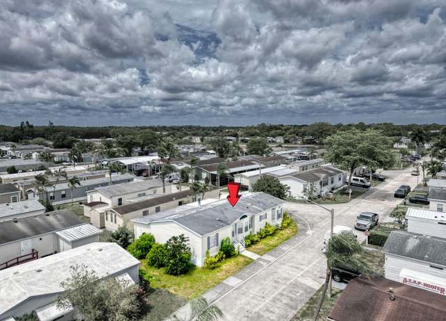 Property at 181 Plantation Blvd NW, Lake Worth, FL 33467, 3 beds, 2 baths