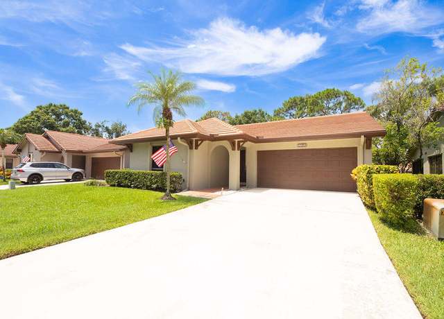Property at 2784 SW Willowood Cir, Palm City, FL 34990, 2 beds, 2 baths