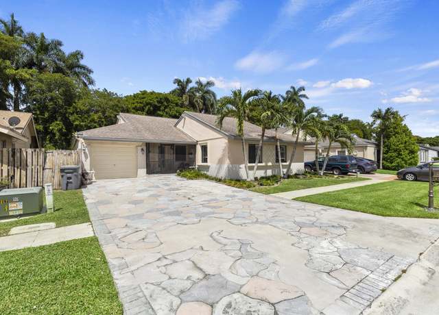 Property at 21665 Sutters Ln, Boca Raton, FL 33428, 3 beds, 2 baths