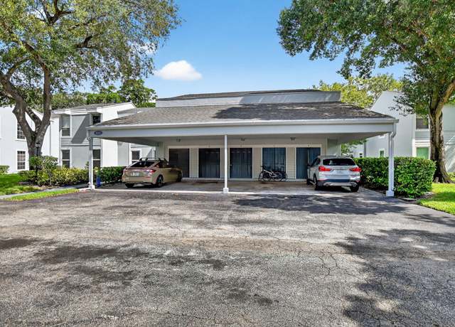 Property at 6101 Old Court Rd #140, Boca Raton, FL 33433, 3 beds, 2 baths