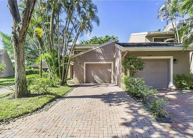 Property at 6674 Thornhill Ct, Boca Raton, FL 33433, 3 beds, 2 baths