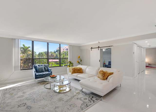 Property at 7209 Promenade Dr #202, Boca Raton, FL 33433, 3 beds, 2 baths