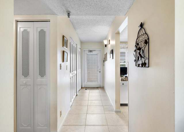 Property at 14575 Bonaire Blvd #304, Delray Beach, FL 33446, 1 bed, 2 baths
