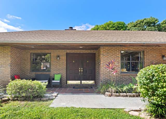 Property at 12874 Bryan Rd, Loxahatchee Groves, FL 33470, 5 beds, 4.5 baths