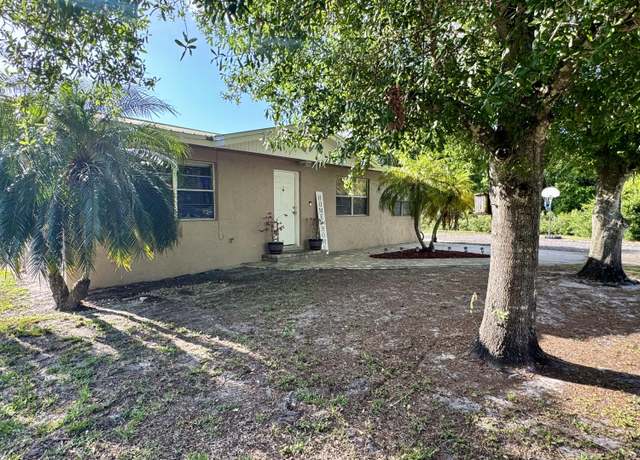 Property at 908 SW 7th Ave, Okeechobee, FL 34974, 3 beds, 1 bath