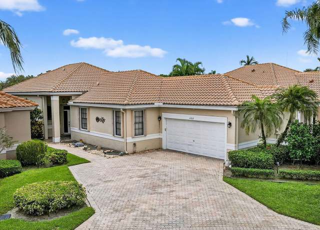Property at 4489 Barclay Fair Way, Lake Worth, FL 33449, 3 beds, 2.5 baths