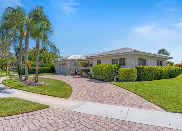 Property at 998 SW 11th Ct, Boca Raton, FL 33486, 4 beds, 2 baths