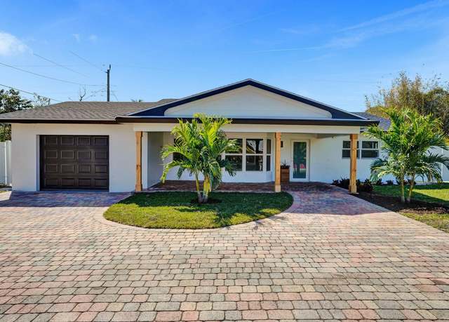 Property at 530 Kingbird Cir, Delray Beach, FL 33444, 4 beds, 3 baths