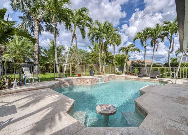 Property at 146 Miramar Ave, Royal Palm Beach, FL 33411, 3 beds, 2 baths