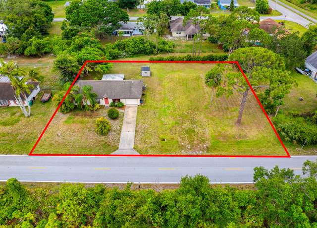 Property at 7201 North Blvd, Fort Pierce, FL 34951, 2 beds, 2 baths