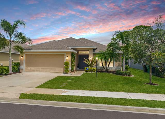 Property at 667 NE Turtleback Trl, Port Saint Lucie, FL 34983, 4 beds, 2 baths