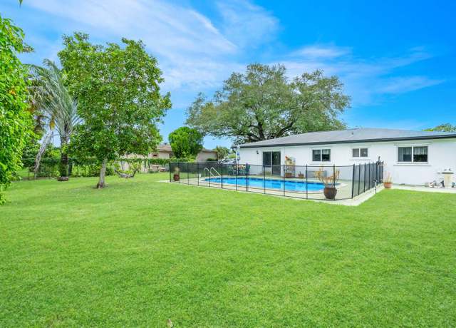 Property at 4579 Addison St, Boca Raton, FL 33428, 3 beds, 2 baths