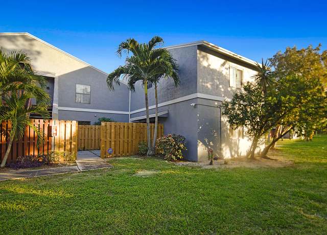 Property at 30 Crossings Cir Unit B, Boynton Beach, FL 33435, 2 beds, 1.5 baths
