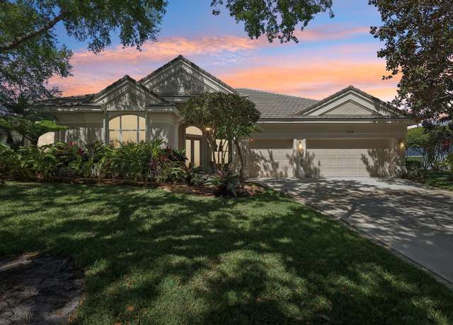 Property at 5718 SE Forest Glade Trl, Hobe Sound, FL 33455, 4 beds, 3 baths