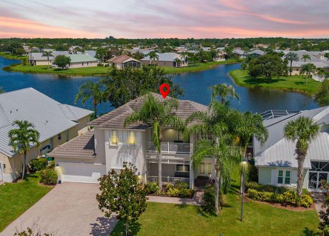 Property at 138 NW Magnolia Lakes Blvd, Saint Lucie West, FL 34986, 5 beds, 3.5 baths