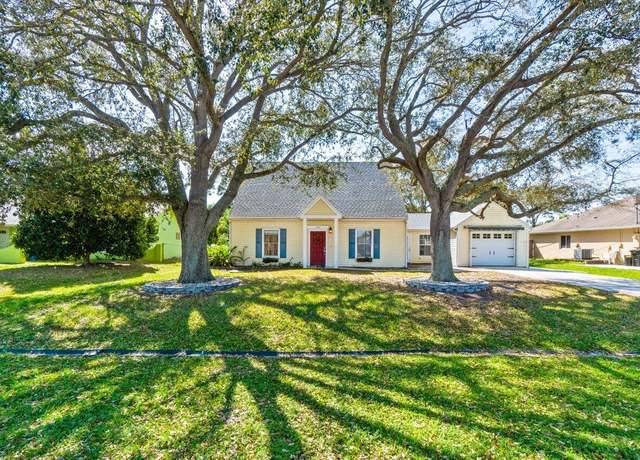 Property at 774 NW Airoso Blvd, Port Saint Lucie, FL 34983, 4 beds, 3 baths