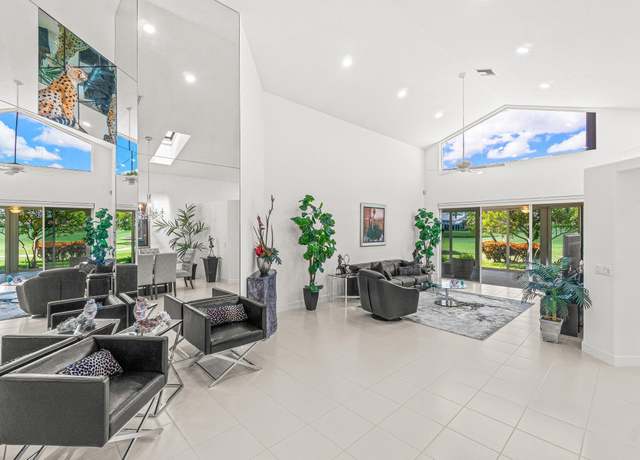 Property at 6210 Evian Pl, Boynton Beach, FL 33437, 3 beds, 2.5 baths