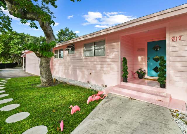 Property at 917 Market St, West Palm Beach, FL 33401, 4 beds, 3 baths