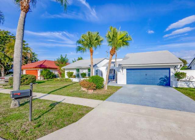 Property at 2502 SW 23rd Cranbrook Dr, Boynton Beach, FL 33436, 3 beds, 2.5 baths