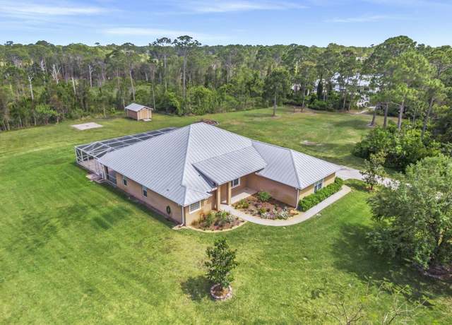 Property at 5224 Southwind Trl, Fort Pierce, FL 34951, 3 beds, 3 baths