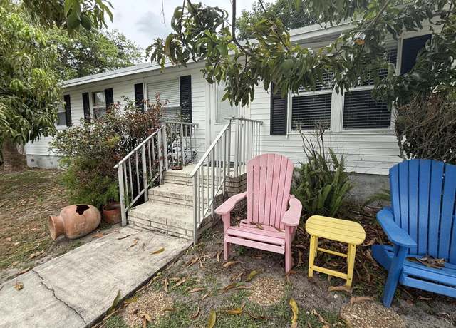 Property at 1660 SW 65th Ave, Boca Raton, FL 33428, 3 beds, 3 baths