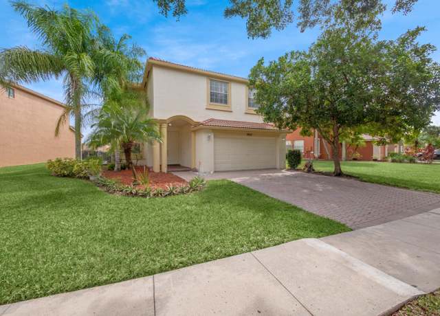 Property at 9822 Scribner Ln, Wellington, FL 33414, 5 beds, 2.5 baths