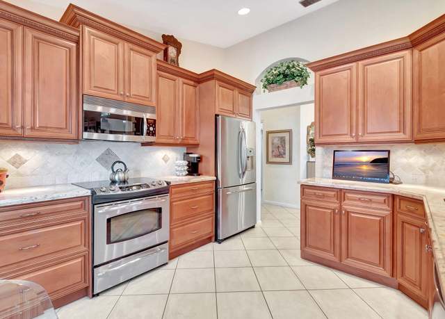 Property at 5875 Seashell Ter, Boynton Beach, FL 33437, 3 beds, 2 baths