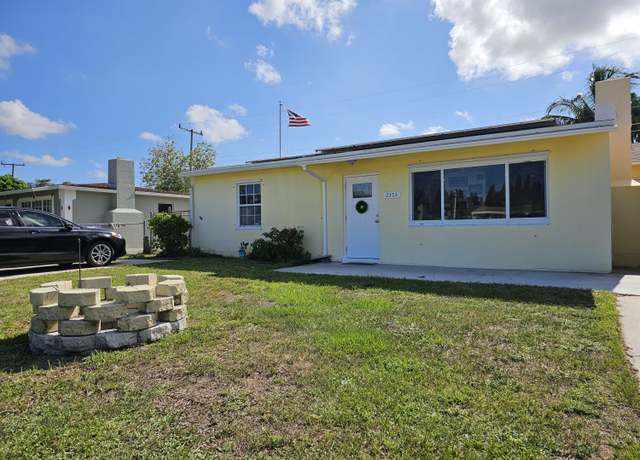 Property at 2353 Fairway Dr, West Palm Beach, FL 33409, 4 beds, 2 baths