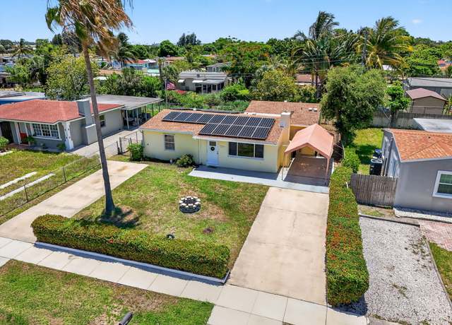 Property at 2353 Fairway Dr, West Palm Beach, FL 33409, 4 beds, 2 baths