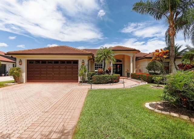 Property at 5059 SW Hammock Creek Dr, Palm City, FL 34990, 4 beds, 3 baths