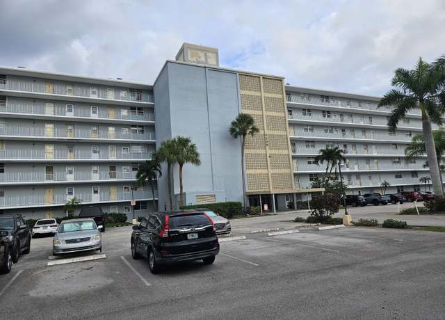 Property at 5500 NW 2nd Ave #318, Boca Raton, FL 33487, 2 beds, 2 baths