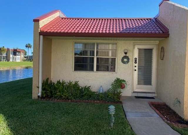 Property at 431 Lake Carol Dr, West Palm Beach, FL 33411, 2 beds, 2 baths