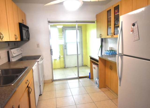 Property at 251 NW 76th Ave #105, Margate, FL 33063, 1 bed, 1.5 baths