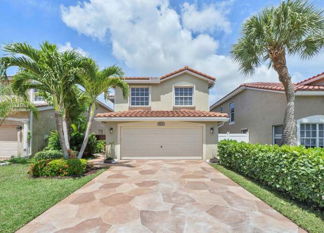 Property at 8677 Binghamton Ave, Boynton Beach, FL 33436, 3 beds, 2.5 baths