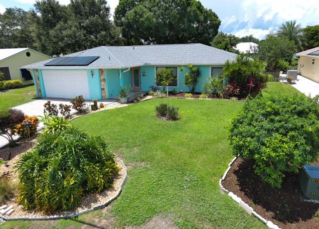 Property at 425 Joy Haven Dr, Sebastian, FL 32958, 2 beds, 2 baths