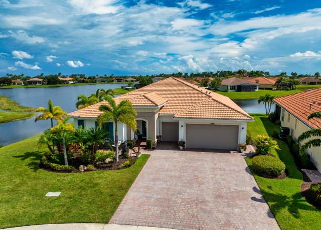 Property at 11180 SW Vitalia Ct, Port Saint Lucie, FL 34987, 3 beds, 2.5 baths