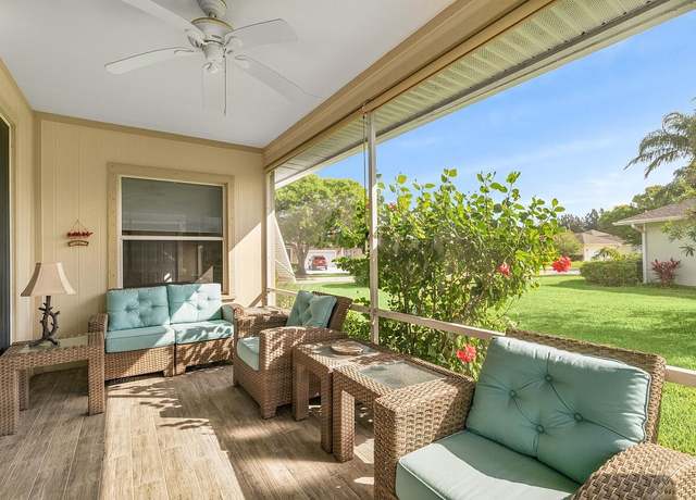 Property at 1810 Hawthorne Dr, Vero Beach, FL 32962, 2 beds, 2 baths